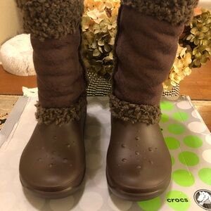 CROCS Dark Brown Fuzzy Lined Boots